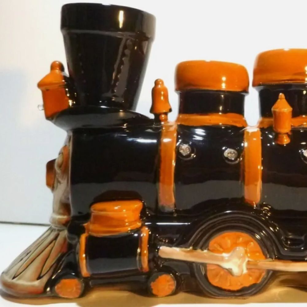 Boney Bunch from Yankee Candle 2013 Boneshaker Train lights up - new - Picture 4 of 9